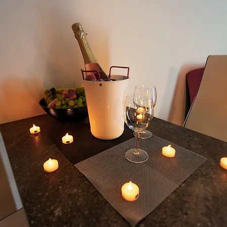 Cozy 1 Bedroom In Quiet Center アパート *